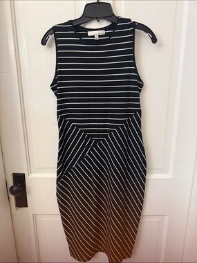 FOURTEENTH PLACE Black & White Zig Zag Dress, S/P